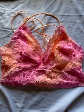 PINK Victoria's Secret Pink-Orange Ombre Lace Bralette